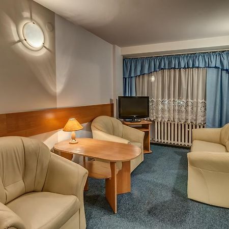 Hotel Kujawy Влоцлавек Екстер'єр фото